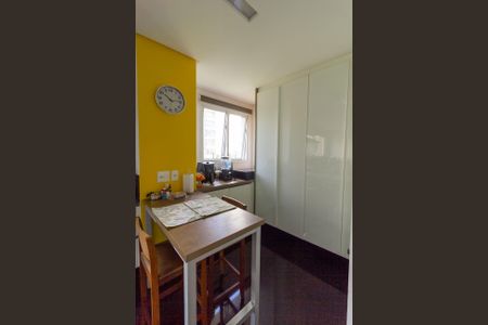 Apartamento à venda com 345m², 3 quartos e 5 vagasCozinha