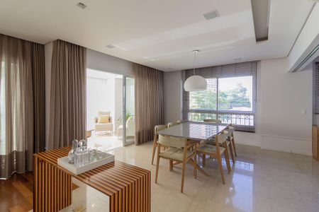 Apartamento à venda com 345m², 3 quartos e 5 vagasSala de Jantar