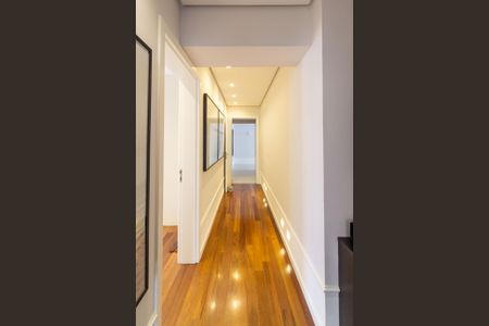 Apartamento à venda com 345m², 3 quartos e 5 vagasHall de Distribuição dos Quartos