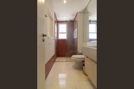 Apartamento à venda com 345m², 3 quartos e 5 vagasBanheiro Suíte 2