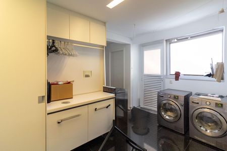 Apartamento à venda com 345m², 3 quartos e 5 vagasÁrea de Serviço