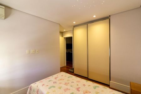 Apartamento à venda com 345m², 3 quartos e 5 vagasSuíte 2