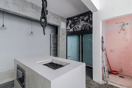 Apartamento à venda com 237m², 4 quartos e sem vagaCozinha e Área de Serviço