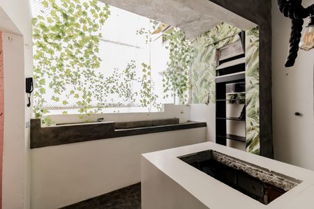 Apartamento à venda com 237m², 4 quartos e sem vagaCozinha e Área de Serviço