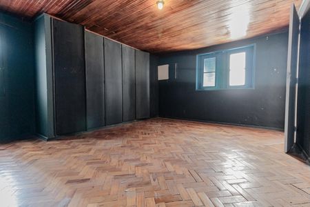 Apartamento à venda com 237m², 4 quartos e sem vagaQuarto 5