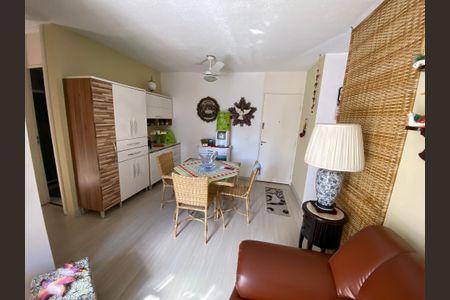 Apartamento à venda com 48m², 2 quartos e 1 vagaSala