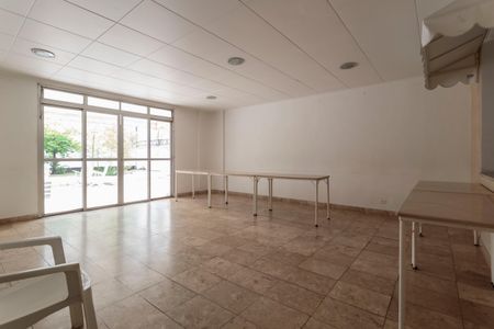 Apartamento para alugar com 87m², 2 quartos e 1 vagaÁrea comum - Salão de festas