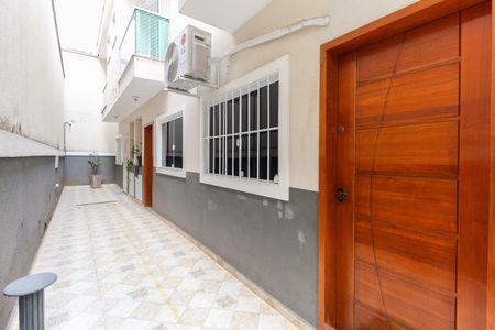 Casa de condomínio à venda com 72m², 2 quartos e 1 vagaÁrea comum