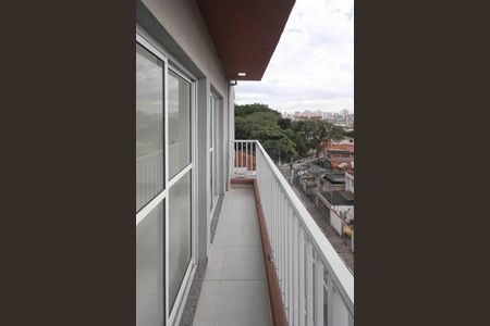 Studio para alugar com 27m², 1 quarto e sem vaga Studio para alugar com 27m², 1 quarto e sem vagaVaranda