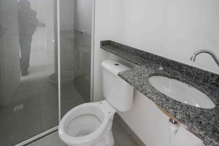 Studio para alugar com 27m², 1 quarto e sem vaga Studio para alugar com 27m², 1 quarto e sem vagaBanheiro
