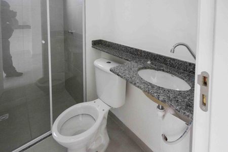 Studio para alugar com 27m², 1 quarto e sem vaga Studio para alugar com 27m², 1 quarto e sem vagaBanheiro