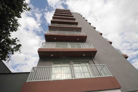 Studio para alugar com 27m², 1 quarto e sem vaga Studio para alugar com 27m², 1 quarto e sem vagaFachada