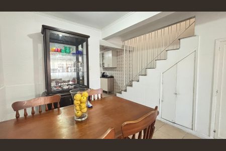 Casa à venda com 77m², 2 quartos e sem vaga Casa à venda com 77m², 2 quartos e sem vagaSala - Sala de Jantar