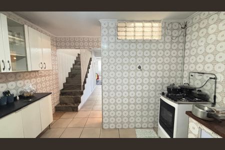 Casa à venda com 77m², 2 quartos e sem vaga Casa à venda com 77m², 2 quartos e sem vagaCozinha