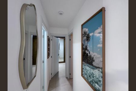 Apartamento à venda com 80m², 2 quartos e 1 vagaCorredor