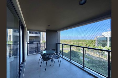 Apartamento à venda com 80m², 2 quartos e 1 vagaVaranda