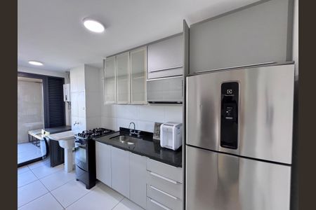 Apartamento à venda com 80m², 2 quartos e 1 vagaCozinha e Área de Serviço