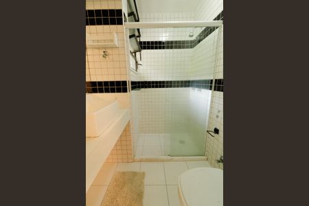 Apartamento à venda com 109m², 3 quartos e 2 vagasBanheiro Suíte 