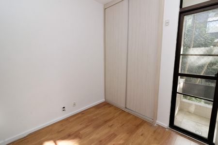 Apartamento à venda com 109m², 3 quartos e 2 vagasQuarto 2