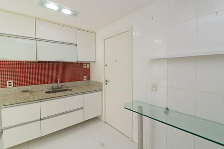 Apartamento à venda com 109m², 3 quartos e 2 vagasCozinha