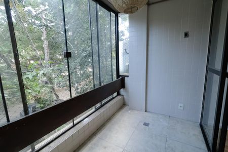 Apartamento à venda com 109m², 3 quartos e 2 vagasSacada