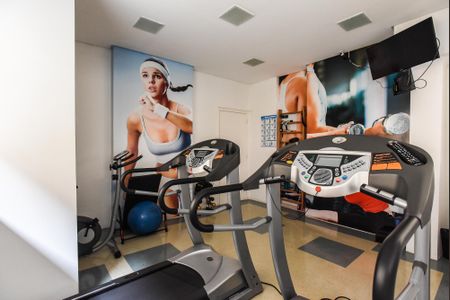 Apartamento para alugar com 97m², 2 quartos e 2 vagas Apartamento para alugar com 97m², 2 quartos e 2 vagasÁrea comum - Academia