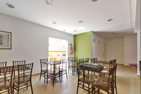 Apartamento para alugar com 97m², 2 quartos e 2 vagas Apartamento para alugar com 97m², 2 quartos e 2 vagasÁrea comum - Salão de festas