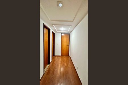 Apartamento à venda com 102m², 3 quartos e 2 vagas Apartamento à venda com 102m², 3 quartos e 2 vagasCorredor