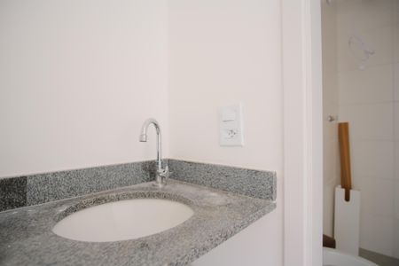 Apartamento para alugar com 30m², 1 quarto e sem vagaBanheiro