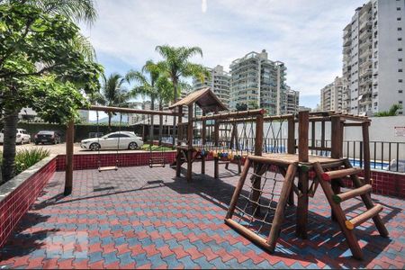 Apartamento à venda com 124m², 3 quartos e 2 vagasÁrea comum - Playground