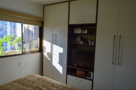 Apartamento à venda com 124m², 3 quartos e 2 vagasSuíte 1