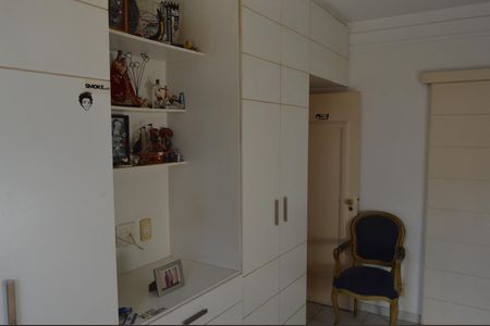 Apartamento à venda com 124m², 3 quartos e 2 vagasSuíte 2