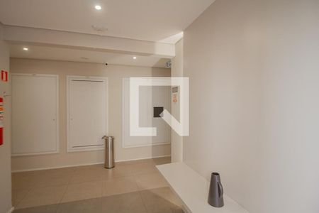 Apartamento para alugar com 32m², 2 quartos e sem vaga Apartamento para alugar com 32m², 2 quartos e sem vagaHall de entrada