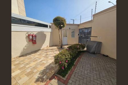 Casa de condomínio à venda com 70m², 2 quartos e 1 vagaÁrea comum