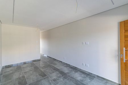 Casa à venda com 134m², 3 quartos e 3 vagas Casa à venda com 134m², 3 quartos e 3 vagasSala