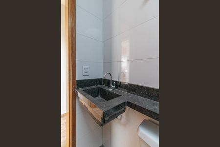 Casa à venda com 134m², 3 quartos e 3 vagas Casa à venda com 134m², 3 quartos e 3 vagasBanheiro 2