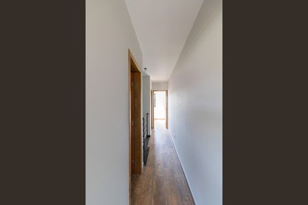 Casa à venda com 134m², 3 quartos e 3 vagas Casa à venda com 134m², 3 quartos e 3 vagasCorredor