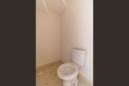 Casa à venda com 134m², 3 quartos e 3 vagas Casa à venda com 134m², 3 quartos e 3 vagasBanheiro de Serviço