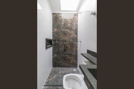 Casa à venda com 134m², 3 quartos e 3 vagas Casa à venda com 134m², 3 quartos e 3 vagasBanheiro