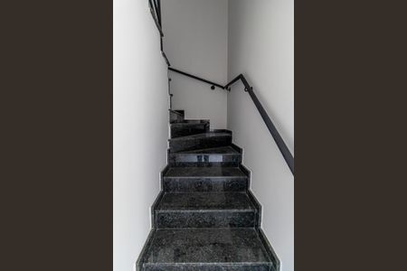 Casa à venda com 134m², 3 quartos e 3 vagas Casa à venda com 134m², 3 quartos e 3 vagasCorredor