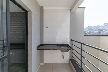 Casa à venda com 134m², 3 quartos e 3 vagas Casa à venda com 134m², 3 quartos e 3 vagasVaranda da Cozinha