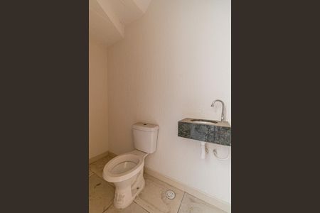 Casa à venda com 134m², 3 quartos e 3 vagas Casa à venda com 134m², 3 quartos e 3 vagasBanheiro de Serviço