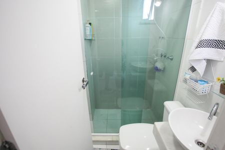 Apartamento à venda com 58m², 2 quartos e 1 vaga Apartamento à venda com 58m², 2 quartos e 1 vagaBanheiro Social