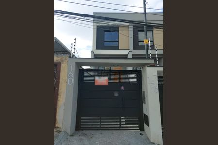 Casa à venda com 134m², 3 quartos e 3 vagasFachada