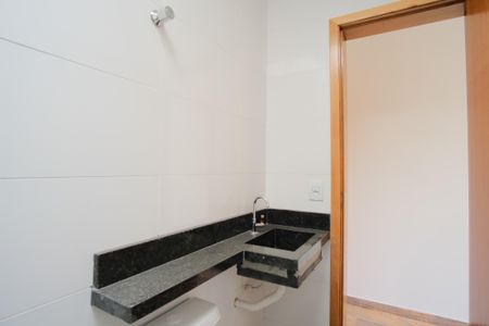 Casa à venda com 134m², 3 quartos e 3 vagasBanheiro da Suíte