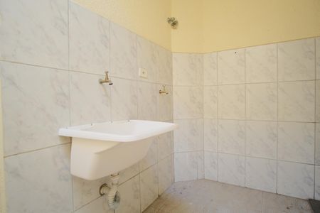 Casa de condomínio à venda com 58m², 2 quartos e 1 vagaÁrea de Serviço