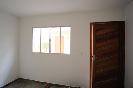 Casa de condomínio à venda com 58m², 2 quartos e 1 vagaSala