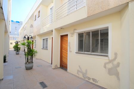 Casa de condomínio à venda com 58m², 2 quartos e 1 vagaÁrea comum