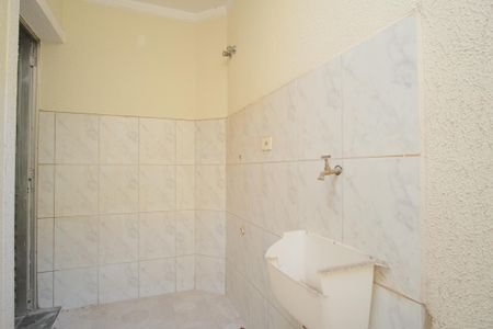 Casa de condomínio à venda com 58m², 2 quartos e 1 vagaÁrea de Serviço