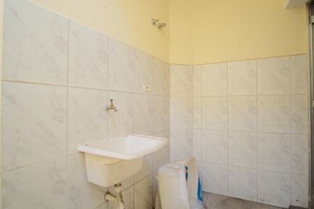 Casa de condomínio à venda com 70m², 2 quartos e 1 vagaÁrea de Serviço